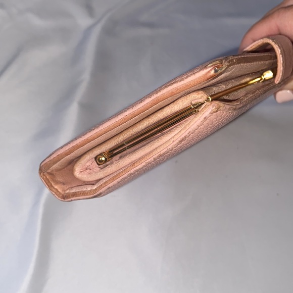 Vintage Chanel Pink Leather Wallet - Picture 3 of 14